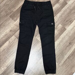V.I.P. Black Jogger Cargo Pants, Size 27‎
